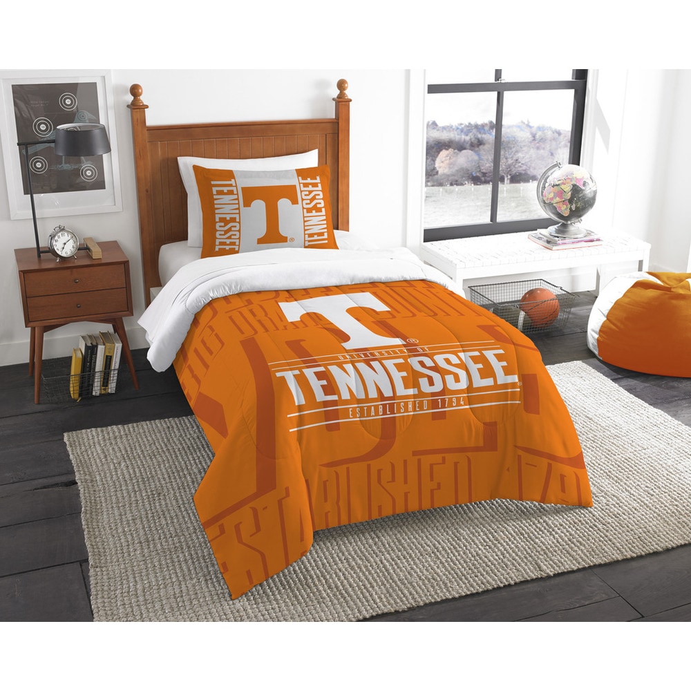 Blue The Northwest Company Officially Licensed NCAA Michigan Wolverines Twin Bedding Set Blue The Northwest Company Officially Licensed NCAA Michigan Wolverines Twin Bedding Set
